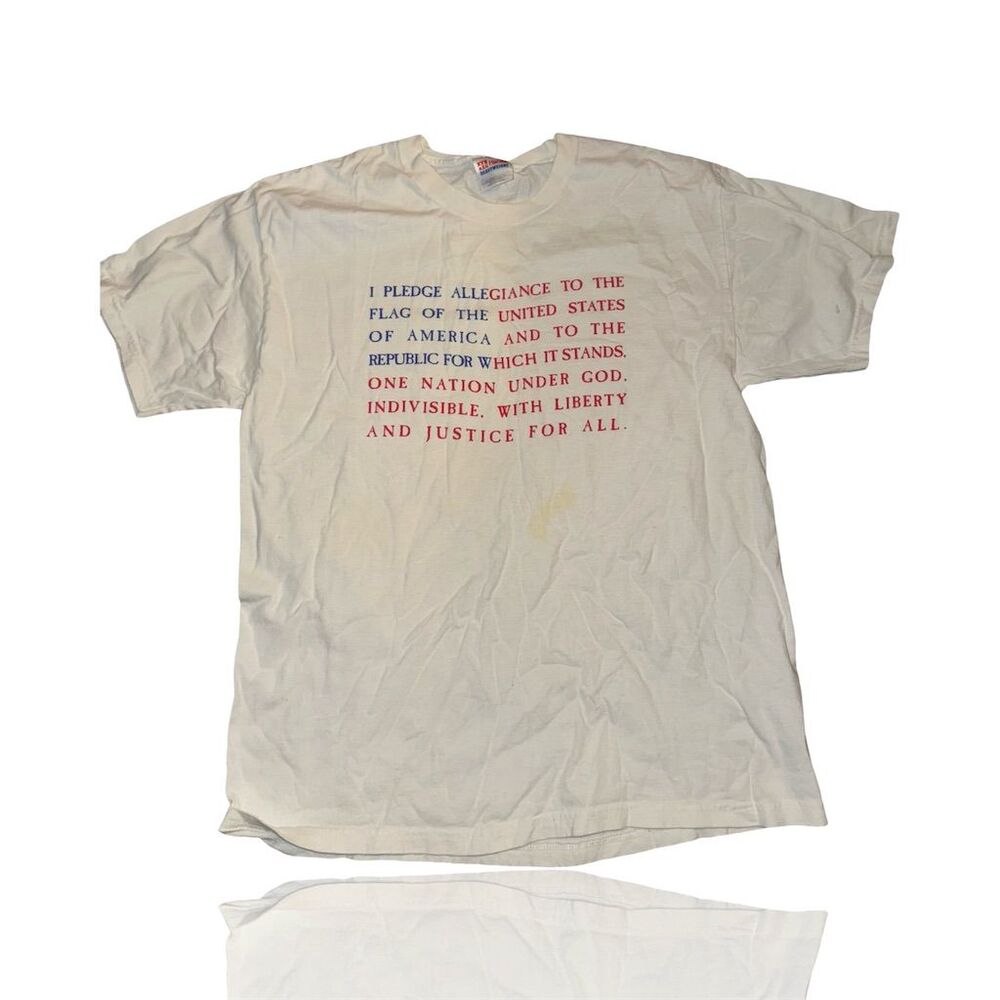 Vintage Patriotic T-Shirt Pledge of Allegiance: USA Pride: 90’s: Large